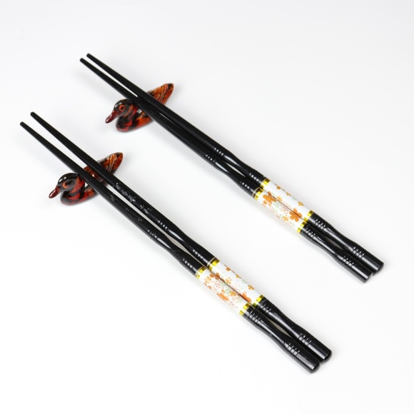 Other - 2 Pairs Of Wooden Chinese Chopsticks With Rest